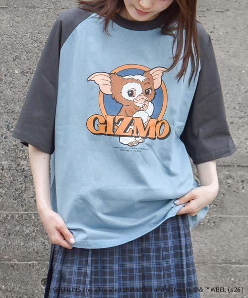 Bleu Bleuet(ブルーブルーエ)の「グレムリンラグランプリントTシャツ(Tシャツ/カットソー・レディース・ブルーグレー/ブラック/ホワイト・L/M)」の3枚目の写真