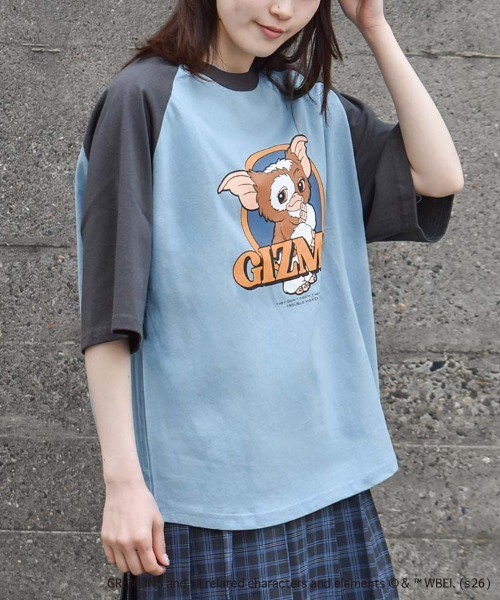 Bleu Bleuet(ブルーブルーエ)の「グレムリンラグランプリントTシャツ(Tシャツ/カットソー・レディース・ブルーグレー/ブラック/ホワイト・L/M)」の12枚目の写真
