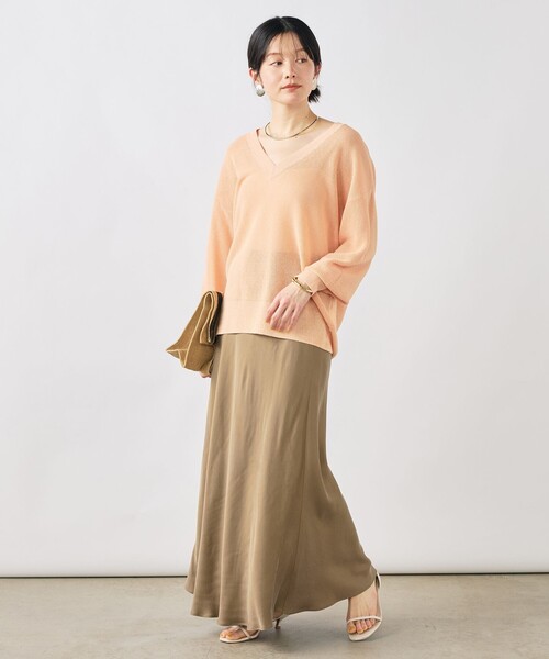 NOLLEY’S Sophi(ノーリーズソフィ)の「《手洗い可能》ペーパー混深V片畦プルオーバー(ニット/セーター・レディース・ミント/オレンジ/オフホワイト・38)」の4枚目の写真