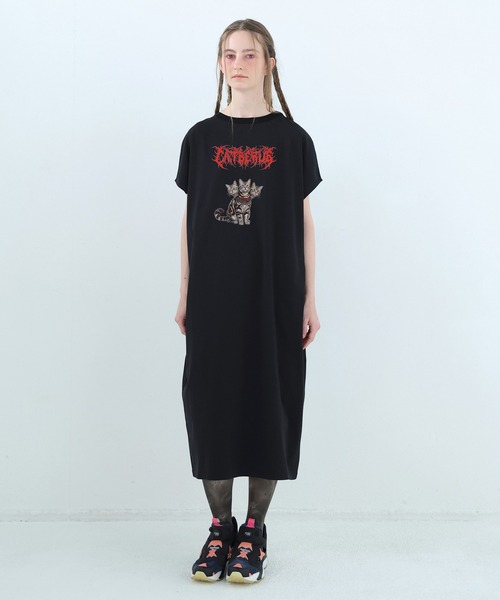 BEDSIDEDRAMA(ベットサイドドラマ)の「CATBERUS Dress Tee(ワンピース・レディース・ピンク/ホワイト/ブラック・2)」の2枚目の写真