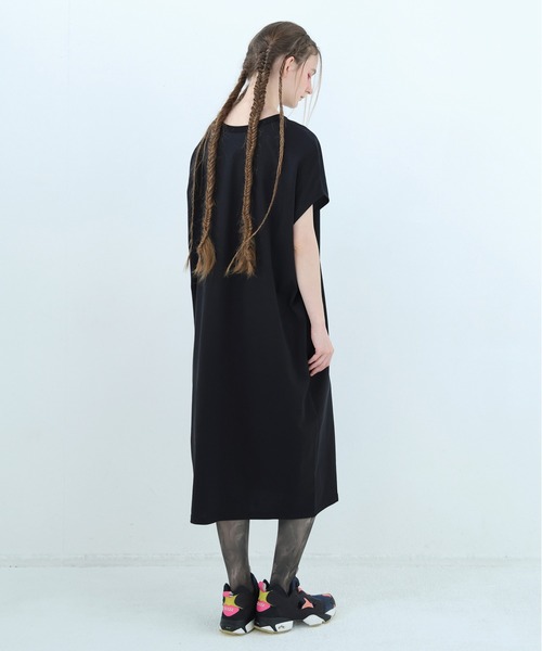 BEDSIDEDRAMA(ベットサイドドラマ)の「CATBERUS Dress Tee(ワンピース・レディース・ピンク/ホワイト/ブラック・2)」の6枚目の写真