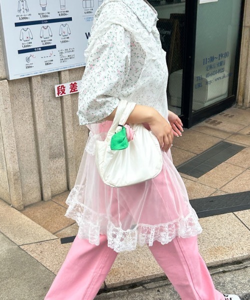 SOLLON.(ソルロン)の「フラワールーズシャツ(シャツ/ブラウス・レディース・ブルー/ピンク・FREE)」の14枚目の写真
