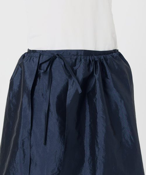 VERMEIL par iena(ヴェルメイユパーイエナ)の「Fabrica Layered スカート(スカート・レディース・ネイビー・FREE)」の16枚目の写真