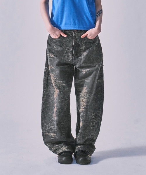 TAAKK(ターク)の「別注 DENIM CURVELEGPANTS(デニムパンツ・レディース・グレー/ピンク/ブラウン/インディゴブルー・1/2)」の3枚目の写真