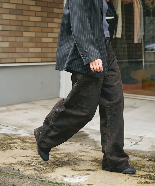 TAAKK(ターク)の「別注 DENIM CURVELEGPANTS(デニムパンツ・レディース・グレー/ピンク/ブラウン/インディゴブルー・1/2)」の10枚目の写真