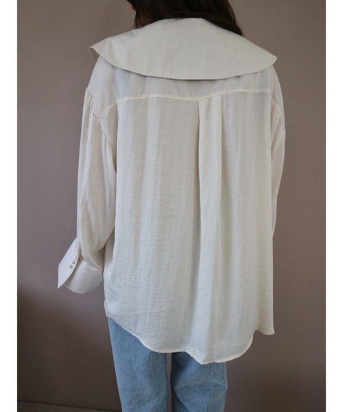 TRUNC(トランクエイティーエイト)の「Big Collar Skipper Blouse(シャツ/ブラウス・レディース・アイボリー・FREE)」の4枚目の写真