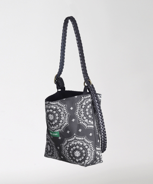 GREEN STUFF（グリーンスタッフ）の「belted bag B2 - paisley black（ショルダーバッグ・レディース・その他・FREE）」の4枚目の写真