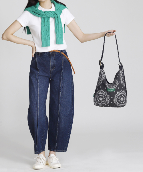 GREEN STUFF（グリーンスタッフ）の「belted bag B2 - paisley black（ショルダーバッグ・レディース・その他・FREE）」の6枚目の写真