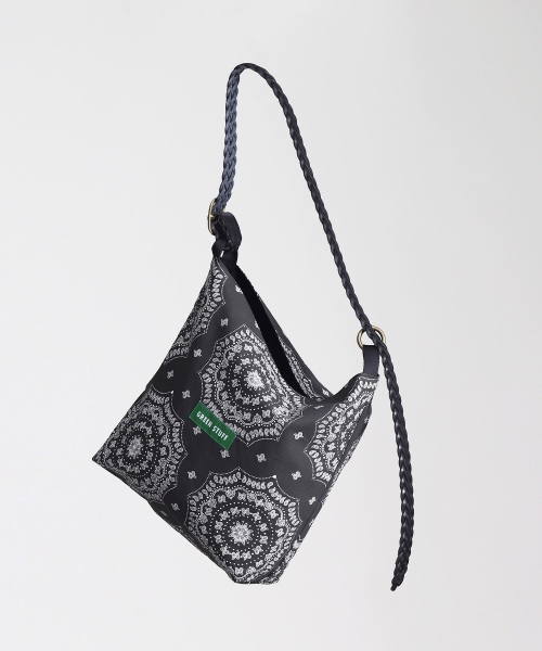 GREEN STUFF（グリーンスタッフ）の「belted bag B2 - paisley black（ショルダーバッグ・レディース・その他・FREE）」の9枚目の写真