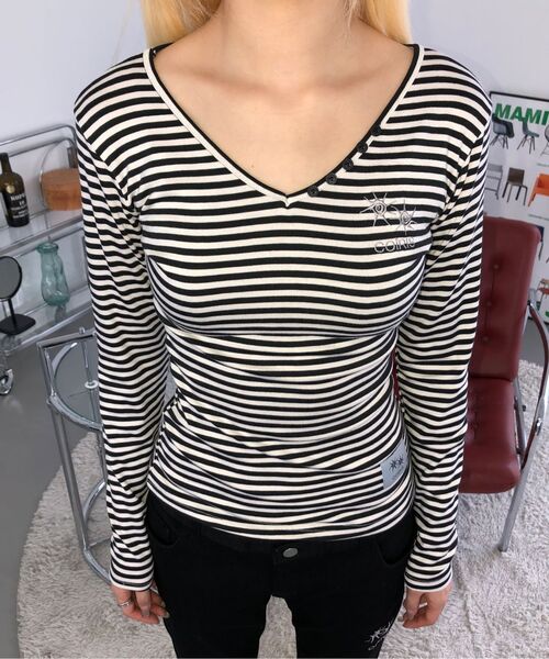 COIRIS(コイリス)の「ロサVネックストライプ長袖Tシャツ(2カラー)(Tシャツ/カットソー・レディース・ホワイト/チャコールグレー×ブラック・FREE)」の13枚目の写真