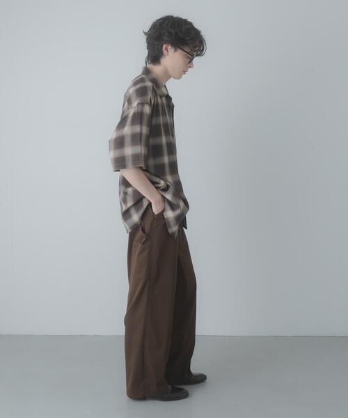 SENSE OF PLACE by URBAN RESEARCH(センスオブプレイスバイアーバンリサーチ)の「ペインターワイドスラックス(その他パンツ・メンズ・チャコールグレー/ブラウン・MEDIUM/LARGE)」の3枚目の写真