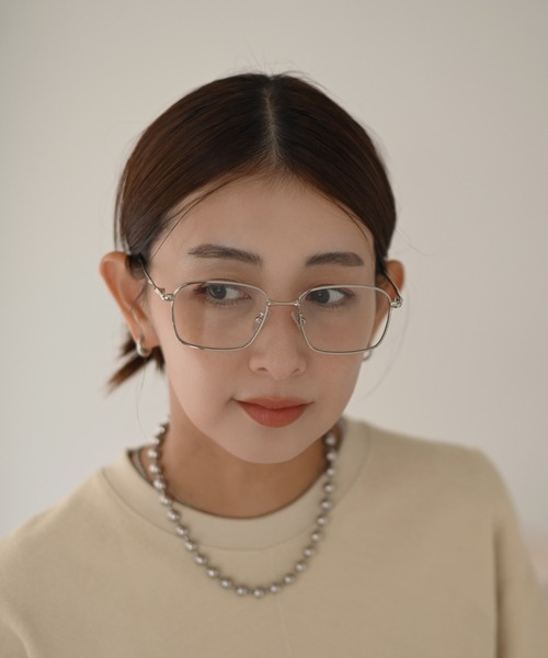Marient（マリエント）の「Square Glasses / スクエアクリアレンズメガネ（メガネ・レディース・ゴールド/シルバー・FREE）」の6枚目の写真