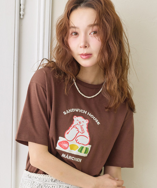 cross marche(クロスマルシェ)の「【サンドイッチハウスメルヘン】サガラ刺繍メルるん♪半袖Tシャツ(Tシャツ/カットソー・レディース・ブラック/ブラウン/サックスブルー・L/M/LL)」の8枚目の写真