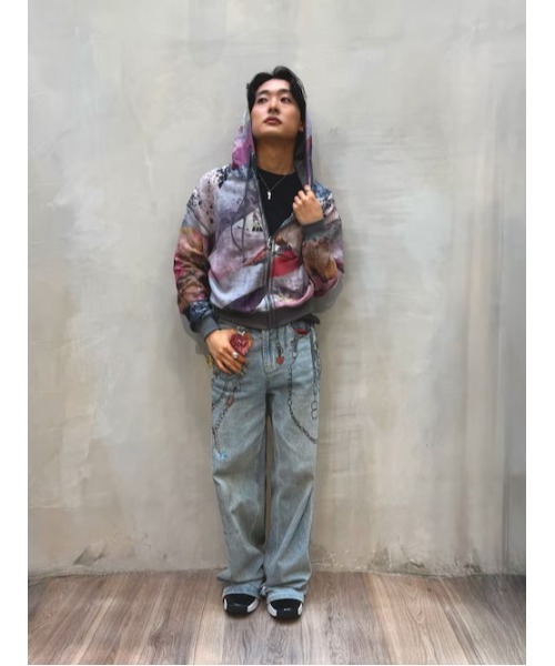 Desigual(デシグアル)の「リバーシブルグラフィックフルジップパーカー【2026秋冬新作】(スウェット・レディース・ブラック・L/M/S/XL/XS)」の1枚目の写真