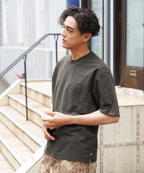 BAYFLOW(ベイフロー)の「【接触冷感】SORONA TEE(Tシャツ/カットソー・メンズ・カーキ/チャコール/ライトグレー・MEDIUM/LARGE)」の19枚目の写真