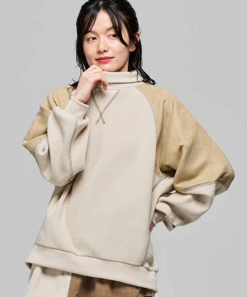 KRIFF MAYER Lady's Collection（クリフメイヤーレディースコレクション）の「ブークレドルマンハイネック（スウェット・レディース・オリーブ/マスタード/サンドベージュ・MEDIUM/LARGE）」の2枚目の写真