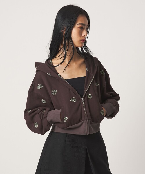 EMMEL REFINES(エメルリファインズ)の「<EMMEL REFINES>EM シシュウ ショート ジップパーカー(パーカー・レディース・ダークブラウン/ライトグレー・FREE)」の3枚目の写真