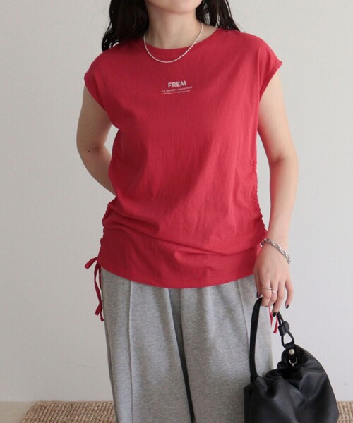 fredy emue(フレディエミュ)の「シャーリングノースリーブカットソー(Tシャツ/カットソー・レディース・レッド/オフホワイト/イエロー/グレー・38)」の16枚目の写真