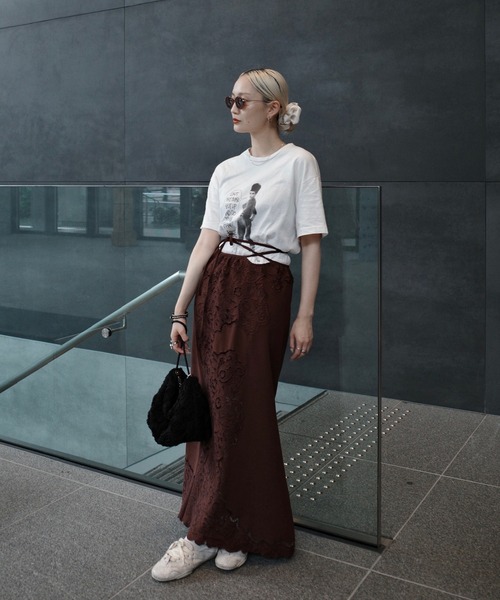Ameri(アメリ)の「CUTWORK EMBROIDERY RIBBON SKIRT(スカート・レディース・ブラウン/アイボリー・SMALL/MEDIUM)」の12枚目の写真