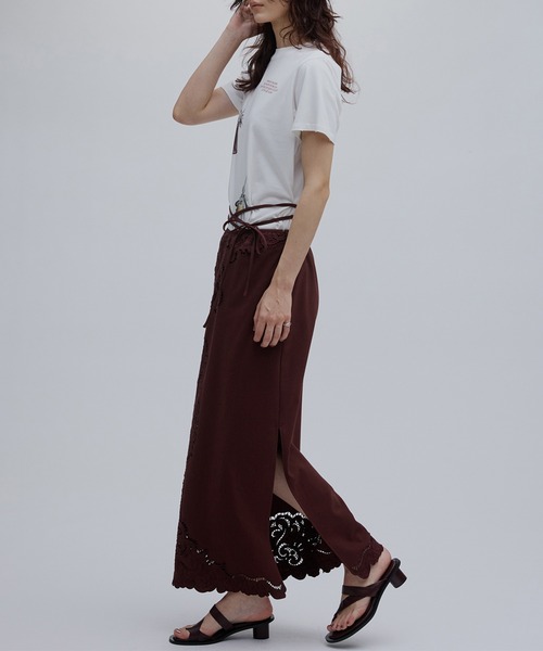 Ameri(アメリ)の「CUTWORK EMBROIDERY RIBBON SKIRT(スカート・レディース・ブラウン/アイボリー・SMALL/MEDIUM)」の19枚目の写真