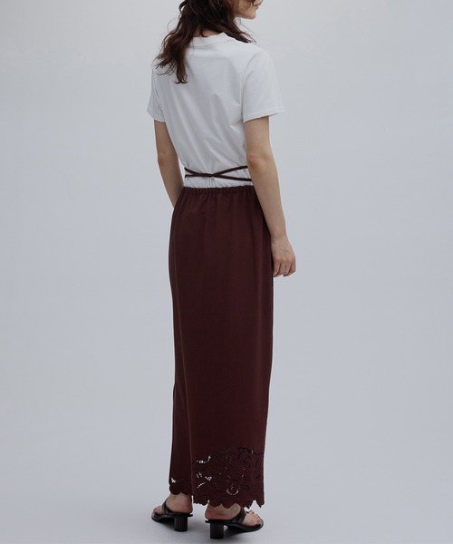 Ameri(アメリ)の「CUTWORK EMBROIDERY RIBBON SKIRT(スカート・レディース・ブラウン/アイボリー・SMALL/MEDIUM)」の20枚目の写真