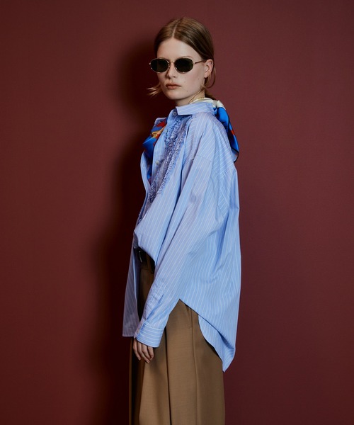 MAISON SPECIAL(メゾンスペシャル)の「Frill Oxford Overshirt/フリルオックスオーバーシャツ(シャツ/ブラウス・レディース・ブルー/ピンク/ホワイト・FREE)」の6枚目の写真