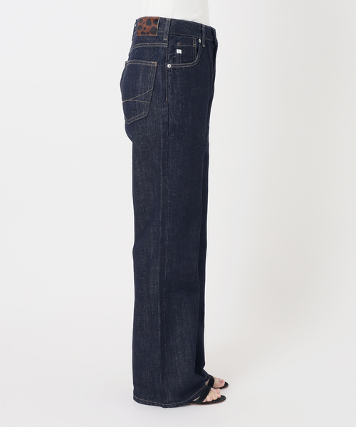 Spick & Span(スピックアンドスパン)の「《別注 / 追加》SOMETHING / サムシング for SS VINTAGE SLIMWIDE*(デニムパンツ・レディース・ブラウン/ネイビー・X-SMALL/LARGE/MEDIUM/SMALL)」の5枚目の写真