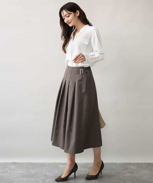 MK MICHEL KLEIN（エムケーミッシェルクラン）の「[UVカット/洗える]パッチポケットデザインブラウス（シャツ/ブラウス・レディース・ホワイト/モカ/ワイン・38）」の21枚目の写真