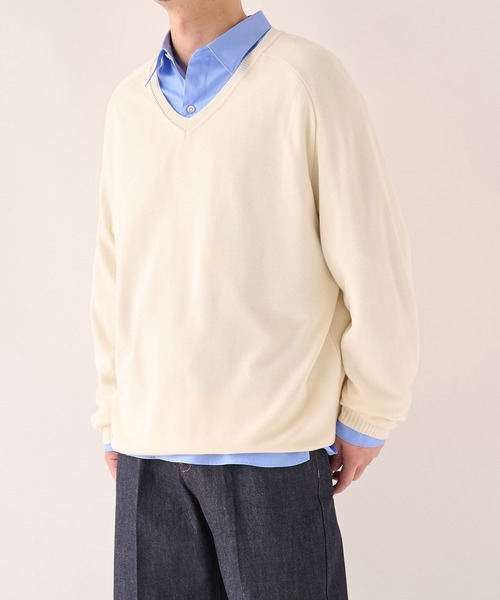 STUDIOUS(ステュディオス)の「【STUDIOUS】Smooth Silky VneckKnit(ニット/セーター・メンズ・グレー/ブラック/ホワイト・2/1)」の8枚目の写真