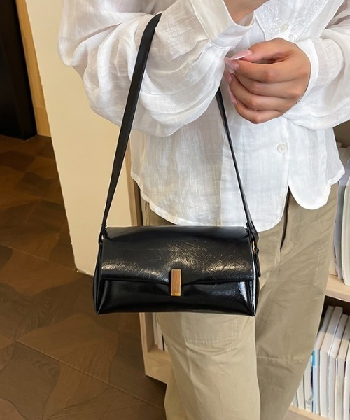 mebole(メボレ)の「2way square one shoulder bag(ショルダーバッグ・レディース・ホワイト/ブラック/ブラウン・FREE)」の8枚目の写真