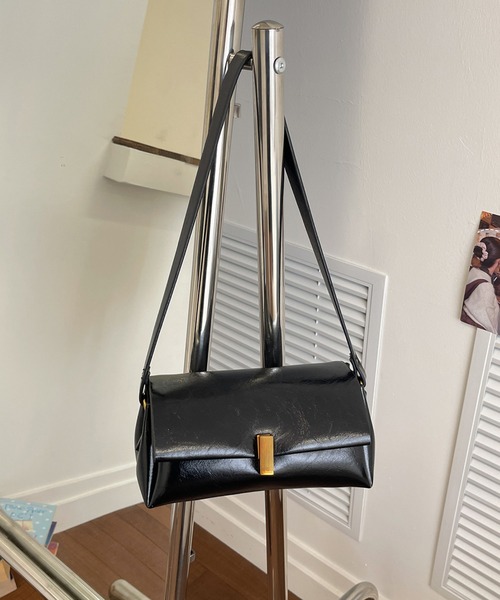 mebole(メボレ)の「2way square one shoulder bag(ショルダーバッグ・レディース・ホワイト/ブラック/ブラウン・FREE)」の13枚目の写真