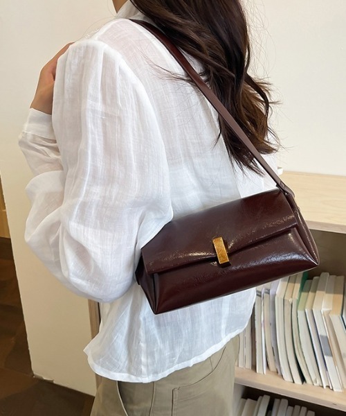 mebole(メボレ)の「2way square one shoulder bag(ショルダーバッグ・レディース・ホワイト/ブラック/ブラウン・FREE)」の20枚目の写真