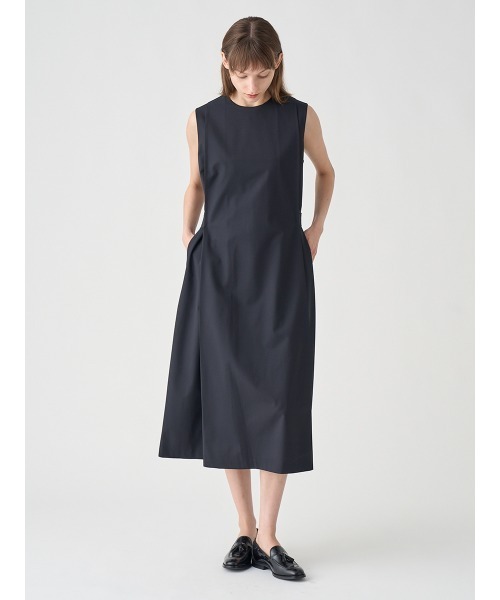 JOHN SMEDLEY（ジョンスメドレー）の「ウール混サイドタックノースリーブワンピース｜FA112（ワンピース・レディース・ブラック・F）」の4枚目の写真