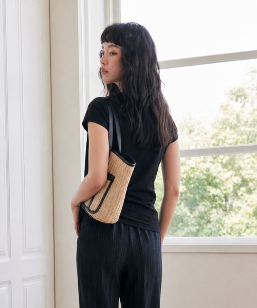 JOCOSA(ジョコサ)の「とろん、と涼しい メリノウール混 Tシャツ(Tシャツ/カットソー・レディース・ピンク/グレー/ダークグレー/ブルー/アイボリー/ブラック・M/L)」の15枚目の写真