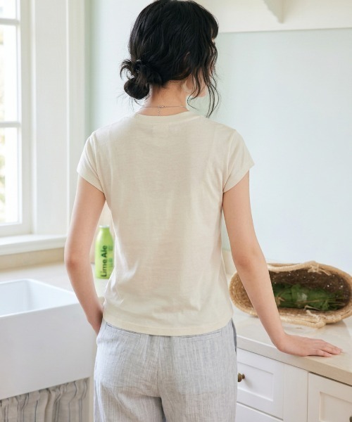 JOCOSA(ジョコサ)の「とろん、と涼しい メリノウール混 Tシャツ(Tシャツ/カットソー・レディース・ピンク/グレー/ダークグレー/ブルー/アイボリー/ブラック・M/L)」の7枚目の写真