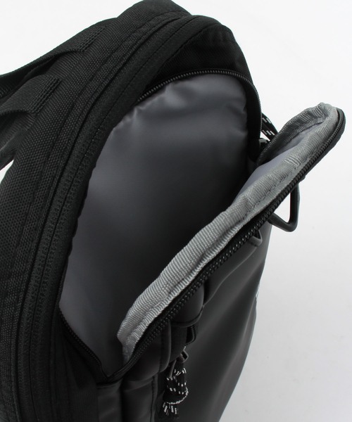 Columbia(コロンビア)の「5L ワンショルダーボディバッグ Columbia(ボディバッグ/ウエストポーチ・レディース・ブラック・FREE)」の10枚目の写真