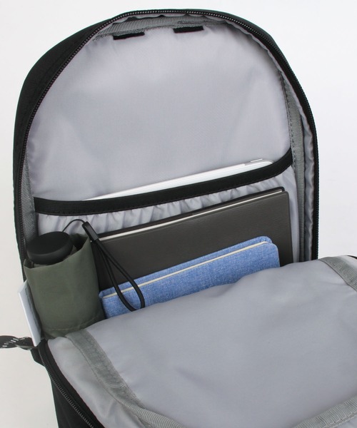 Columbia(コロンビア)の「5L ワンショルダーボディバッグ Columbia(ボディバッグ/ウエストポーチ・レディース・ブラック・FREE)」の14枚目の写真