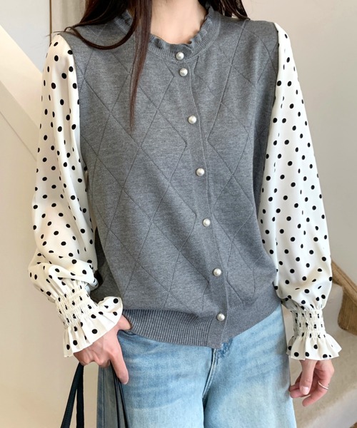 SHEENA(シーナ)の「ドットブラウスドッキングフリルニットトップス(ニット/セーター・レディース・オフホワイト/グレー/ブラック/ベージュ・M)」の4枚目の写真