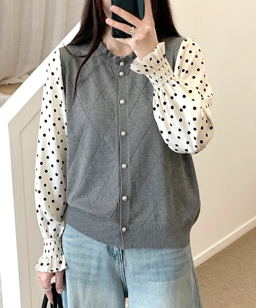 SHEENA(シーナ)の「ドットブラウスドッキングフリルニットトップス(ニット/セーター・レディース・オフホワイト/グレー/ブラック/ベージュ・M)」の16枚目の写真