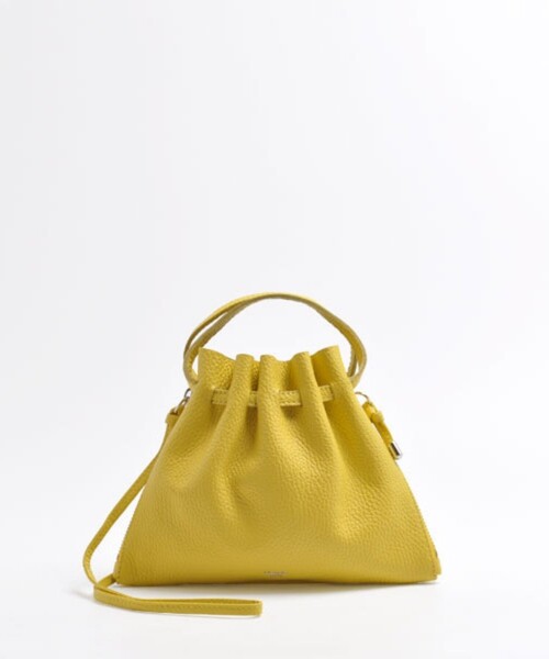 blancle(ブランクレ)の「【blancle/ブランクレ】レザーギャザー2WAYバッグ/S.LEATHER GATHER 2WAY BAG SS/bc1231/小さめ/2WAY/ショルダーバッグ/ハンドバッグ(ショルダーバッグ・レディース・ブルー/イエロー/グレイッシュベージュ/オレンジ/ブラック・フリー)」の4枚目の写真