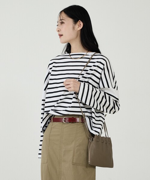blancle(ブランクレ)の「【blancle/ブランクレ】レザーギャザー2WAYバッグ/S.LEATHER GATHER 2WAY BAG SS/bc1231/小さめ/2WAY/ショルダーバッグ/ハンドバッグ(ショルダーバッグ・レディース・ブルー/イエロー/グレイッシュベージュ/オレンジ/ブラック・フリー)」の14枚目の写真