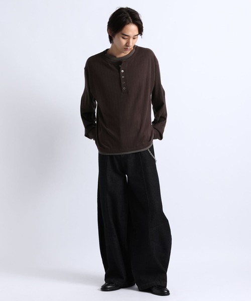 RAGEBLUE(レイジブルー)の「FAKE LAYERED HENLEY NECK LONG SLEEVE T-SHIRT/フェイクレイヤードヘンリーネックロンT(Tシャツ/カットソー・メンズ・ブラック/ブラウン/グレー・MEDIUM/LARGE)」の5枚目の写真