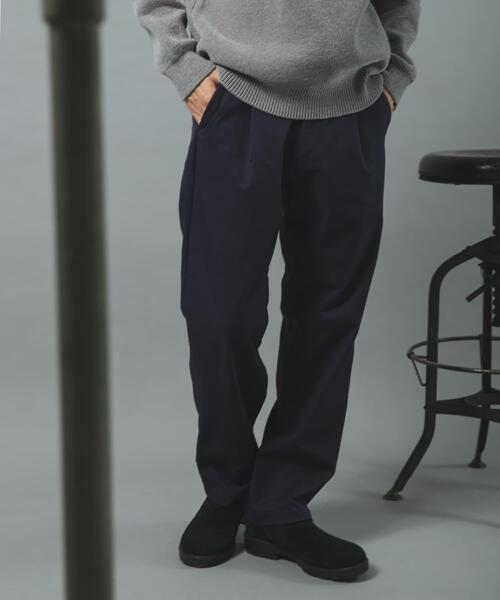 ITEMS URBANRESEARCH（アイテムズ アーバンリサーチ）の「ストレッチツイル 1-tuck トラウザー（その他パンツ・メンズ・ブラック/ベージュ/ネイビー・LARGE/MEDIUM）」の20枚目の写真