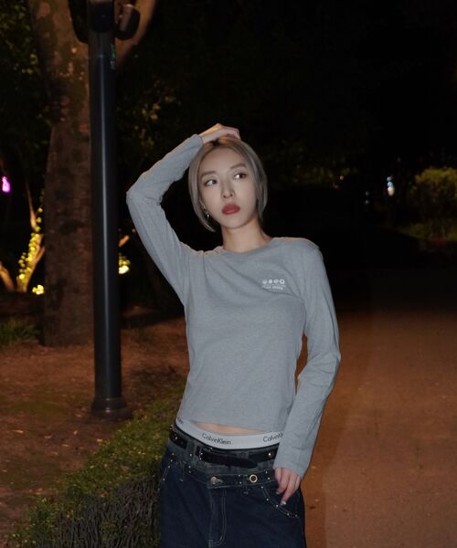 HAVISM(ヘビズム)の「W NAME CARD L/S TEE(GREY)(Tシャツ/カットソー・レディース・その他・FREE)」の4枚目の写真