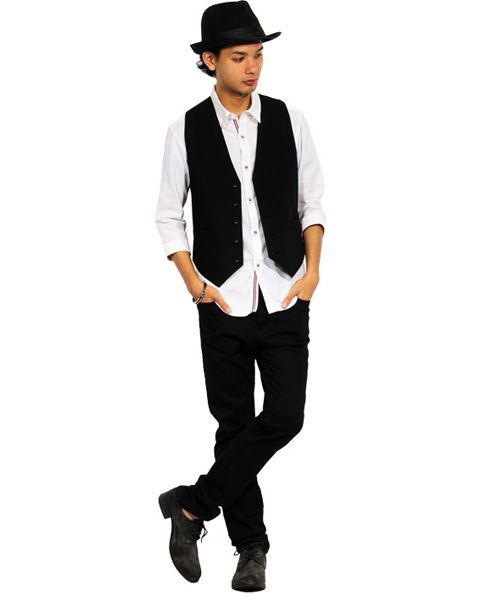 ８(eight)（エイト）の「スーツ生地ジレベスト（ベスト・メンズ・ネイビー/ブラック/グレー/ワイン/ベージュ・LARGE/X-LARGE/MEDIUM/XX-LARGE）」の22枚目の写真