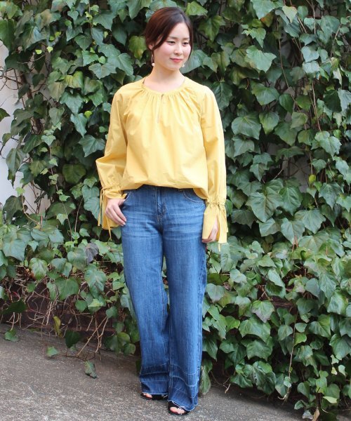 ivory court（アイボリーコート）の「タイプライターギャザーカフスブラウス◆（シャツ/ブラウス・レディース・ネイビー/イエロー/ピンク・FREE）」の6枚目の写真