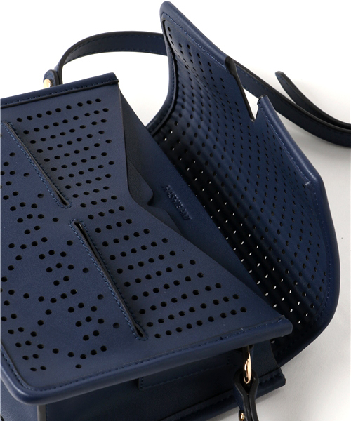 HASHIBAMI（ハシバミ）の「【Hashibami】メッシュスラッシュミニショルダーバッグ/Ha-1609-280（ショルダーバッグ・レディース・シルバー/ネイビー/ブラウン・FREE）」の9枚目の写真