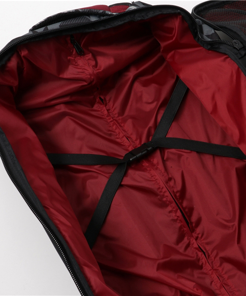 DAKINE（ダカイン）の「DAKINE キャリーバッグ CARRY ON ROLLER 40L