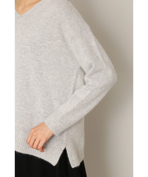 NATURAL BEAUTY BASIC（ナチュラルビューティーベーシック）の「【JJ 12月号掲載】ソフトヘアリーニット（ニット/セーター・レディース・グレー/ベージュ/カーキ/ピンク/ベージュ系その他・MEDIUM）」の8枚目の写真