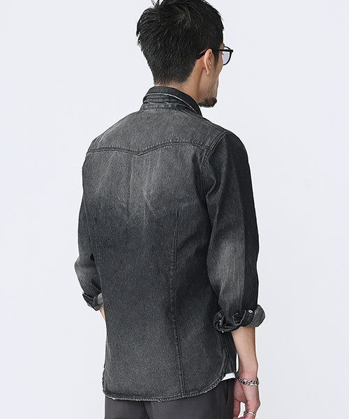 NANO universe(ナノユニバース)の「//8ozデニムシャツ(シャツ/ブラウス・メンズ・ブラック/ライトインディゴブルー/ダークインディゴブルー/グレー・LARGE/MEDIUM/SMALL/X-LARGE)」の10枚目の写真